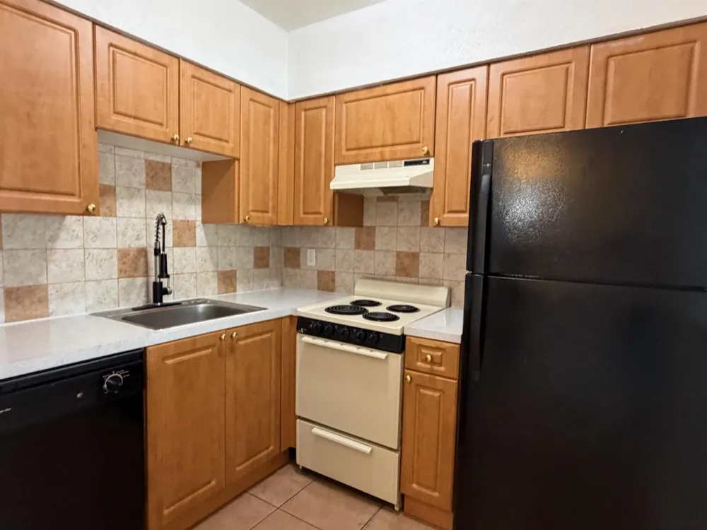 2607 NE 8TH AVENUE #3 Wilton Manors, FL 33334
