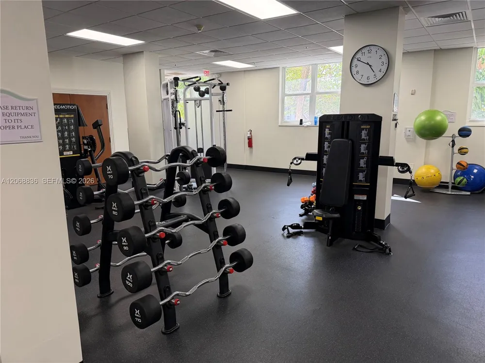 3001 S Ocean Dr #421 Hollywood, FL 33019