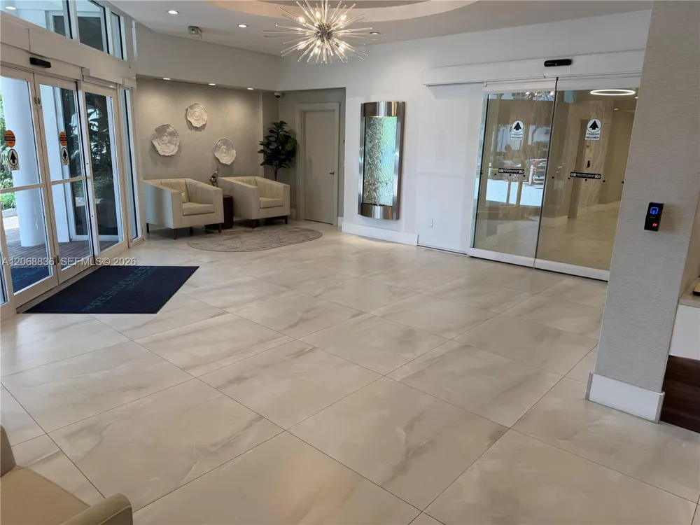 3001 S Ocean Dr #421 Hollywood, FL 33019