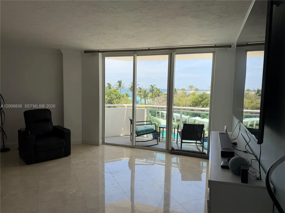 3001 S Ocean Dr #421 Hollywood, FL 33019