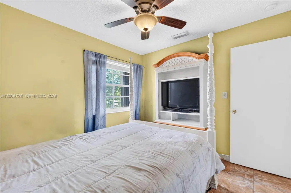 9480 W Fern Ln Miramar, FL 33025