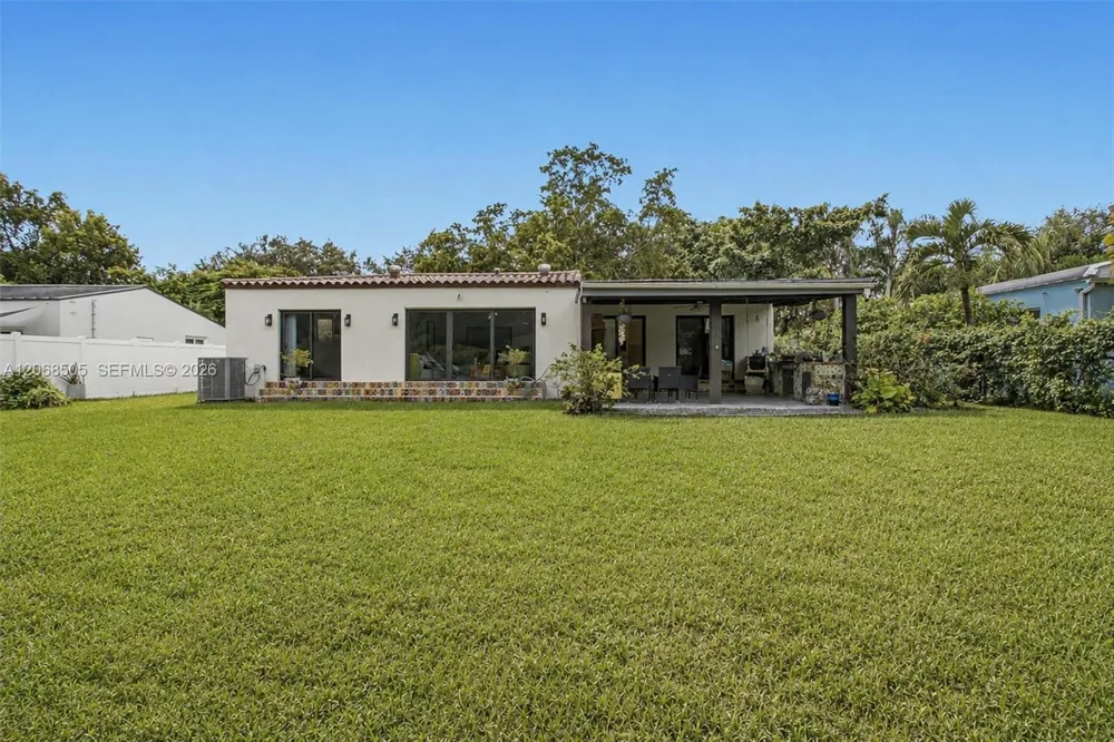 125 NE 107th St Miami Shores, FL 33161