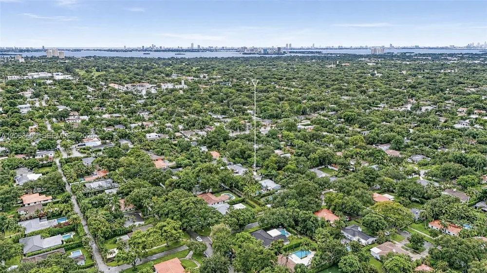 125 NE 107th St Miami Shores, FL 33161