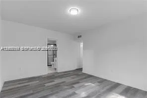 3220 S Le Jeune Rd #3222 Coral Gables, FL 33134