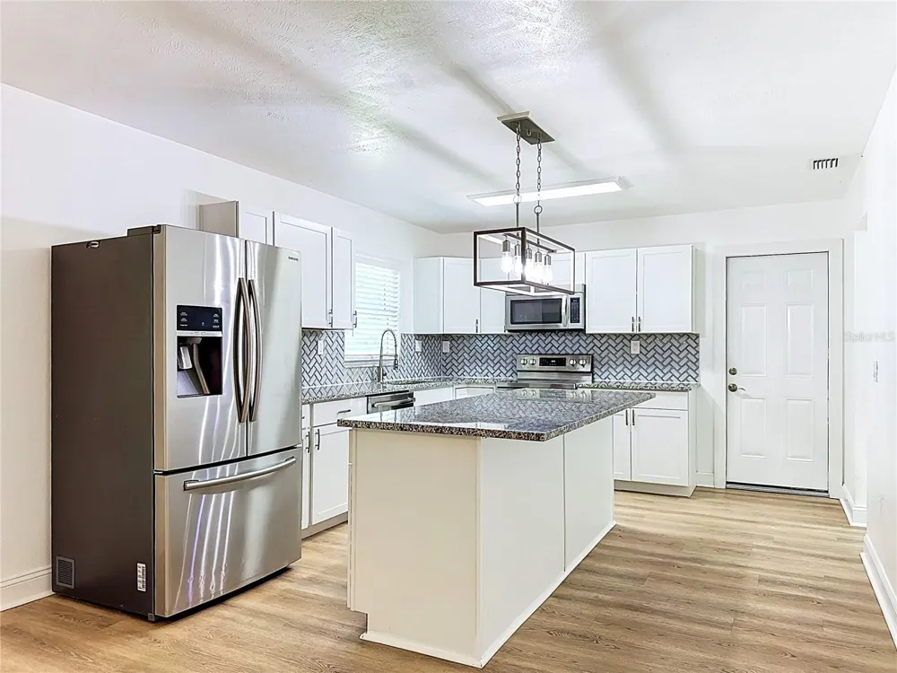 264 VAN GOGH CIRCLE Brandon, FL 33511