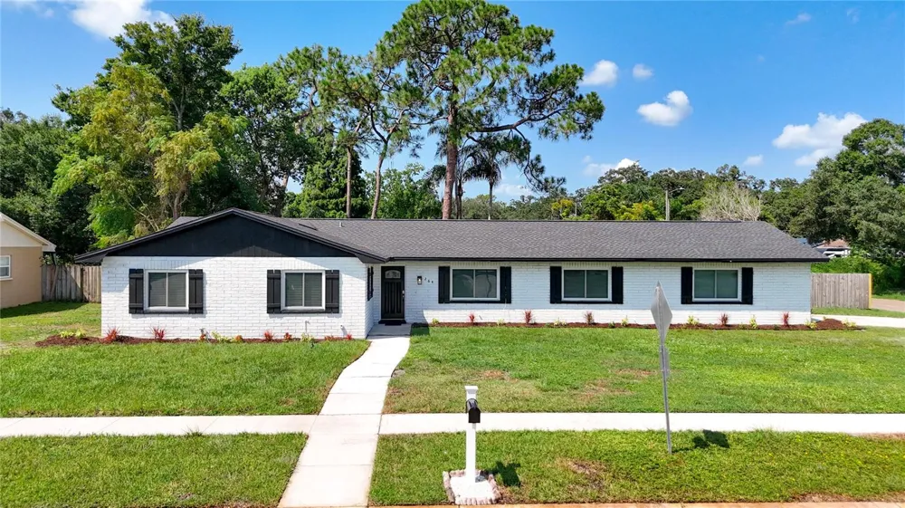 264 VAN GOGH CIRCLE Brandon, FL 33511