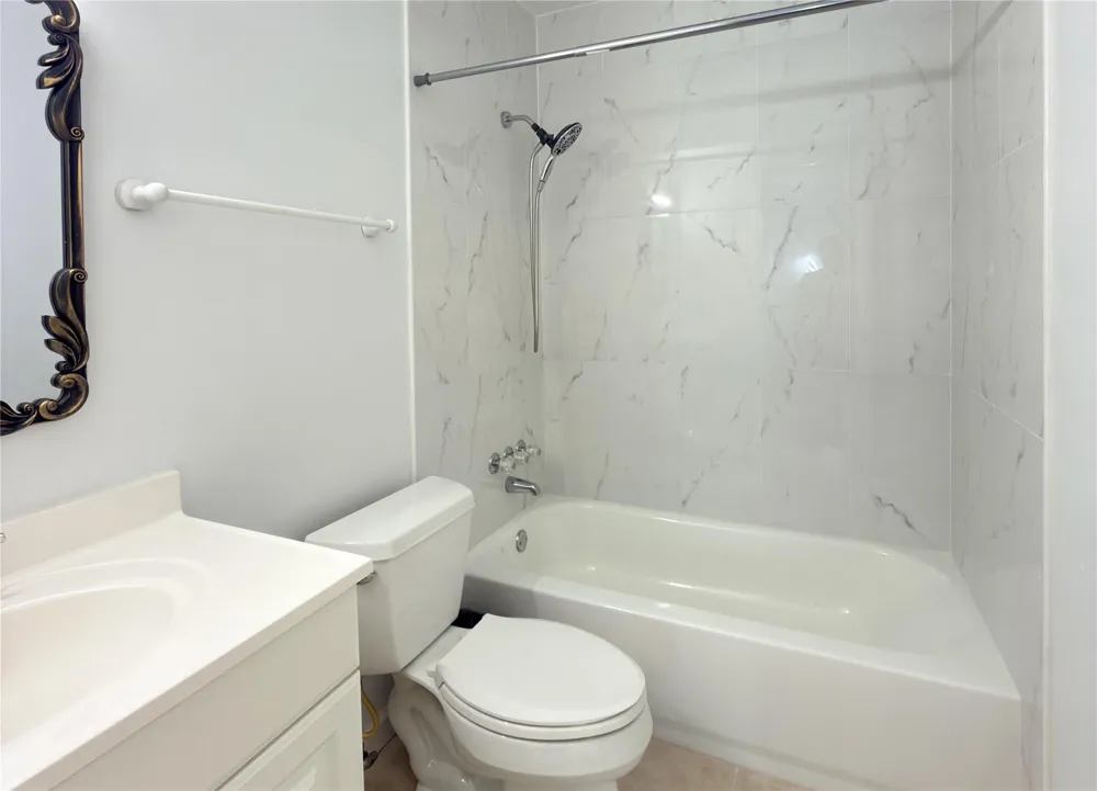 6201 Ranchester Drive #29 Houston, TX 77042