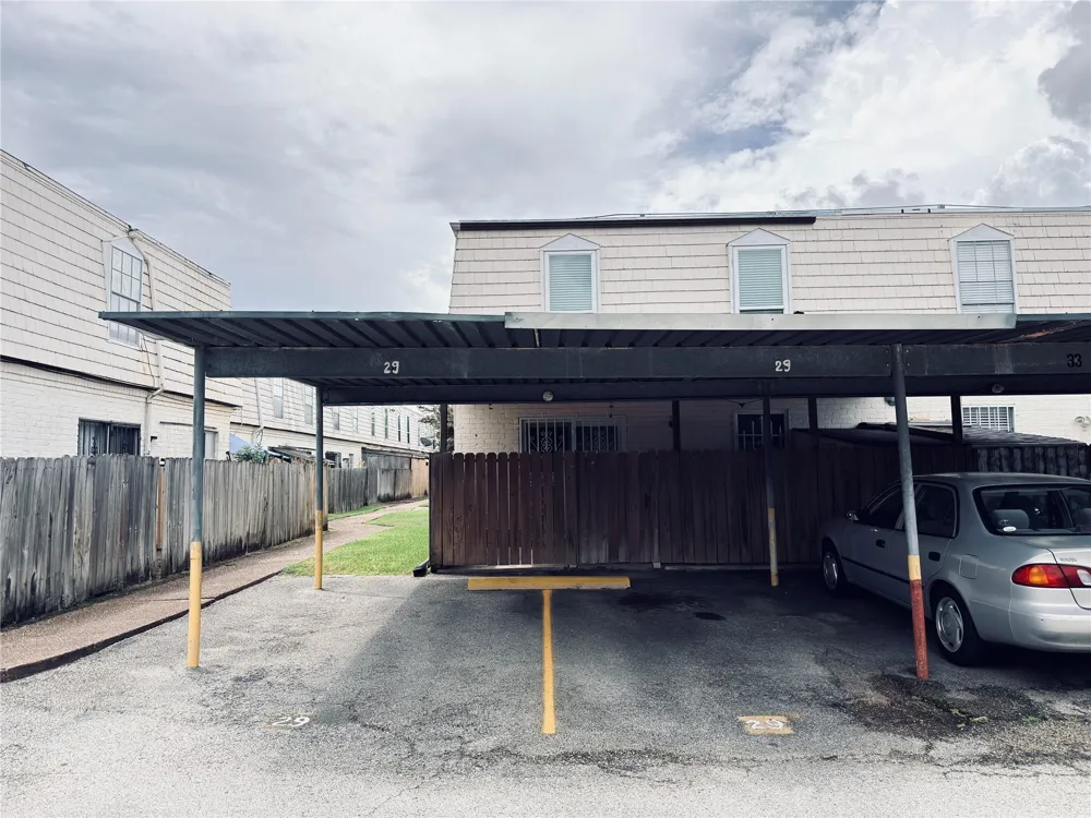 6201 Ranchester Drive #29 Houston, TX 77042