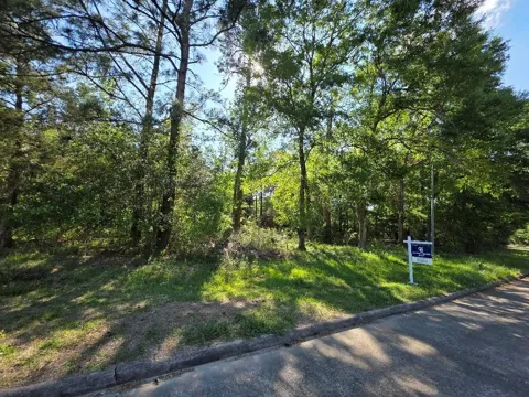 Farmcreek Drive