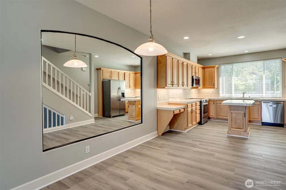 8722 NE 17th Street Vancouver, WA 98664