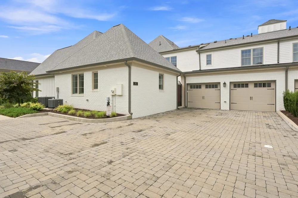 316 Flag Court Gallatin, TN 37066