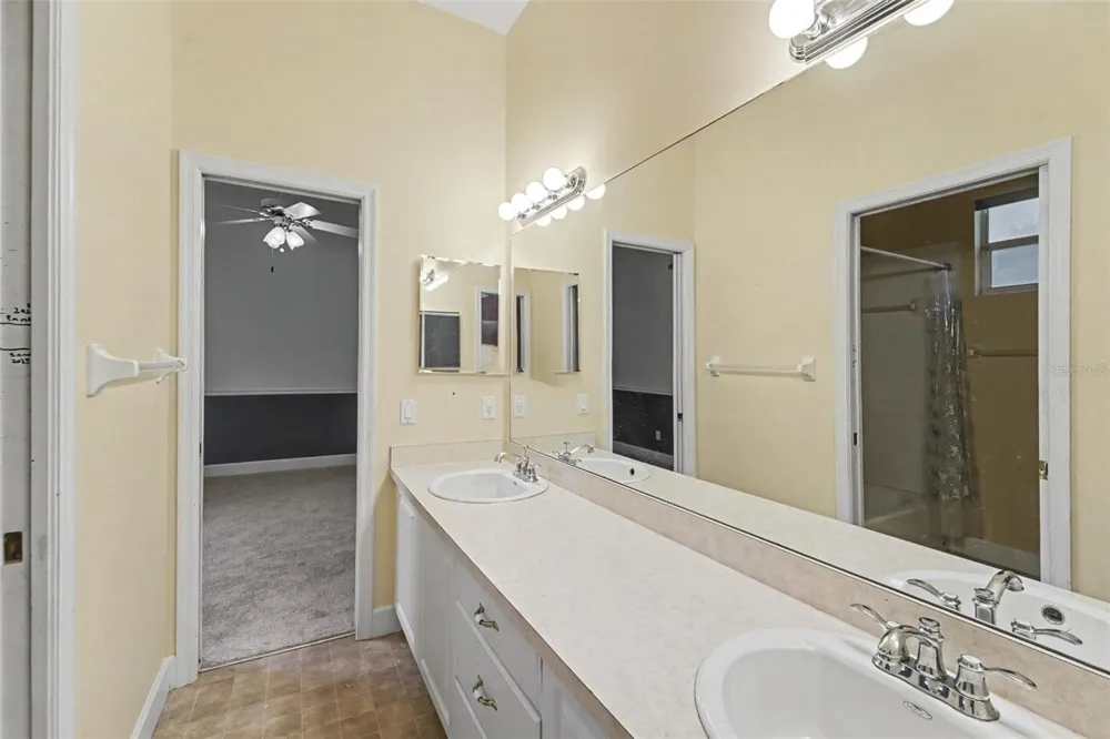 37616 SKY RIDGE CIRCLE Dade City, FL 33525
