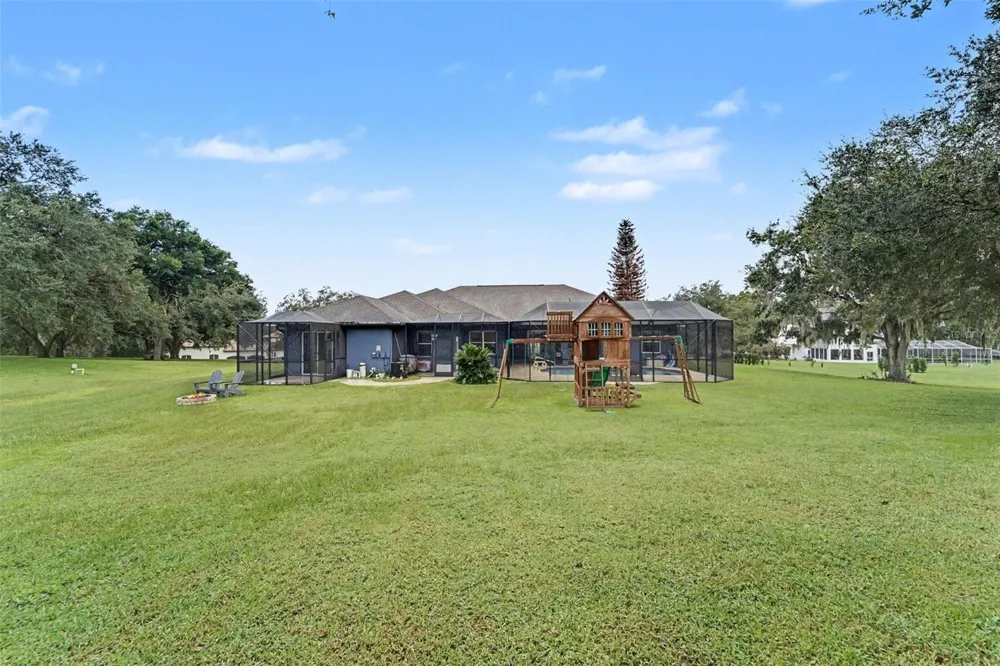 37616 SKY RIDGE CIRCLE Dade City, FL 33525