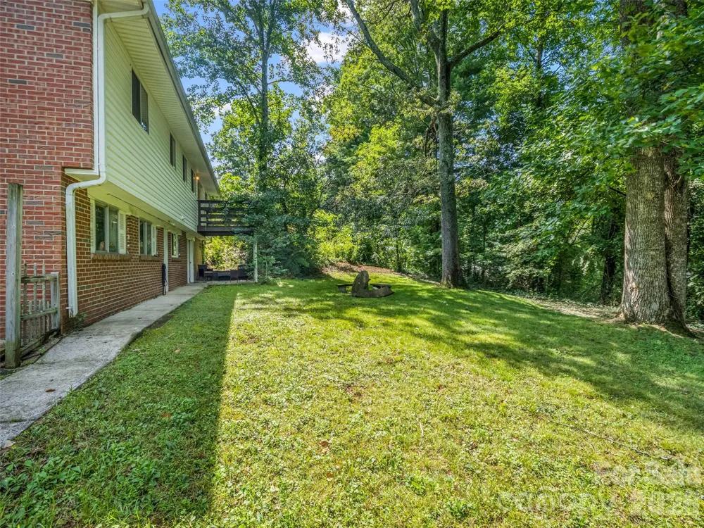 1317 Hyman Avenue Hendersonville, NC 28792
