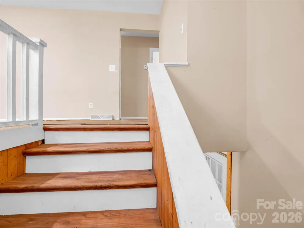 1317 Hyman Avenue Hendersonville, NC 28792