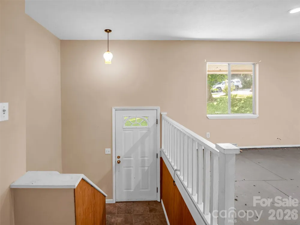1317 Hyman Avenue Hendersonville, NC 28792