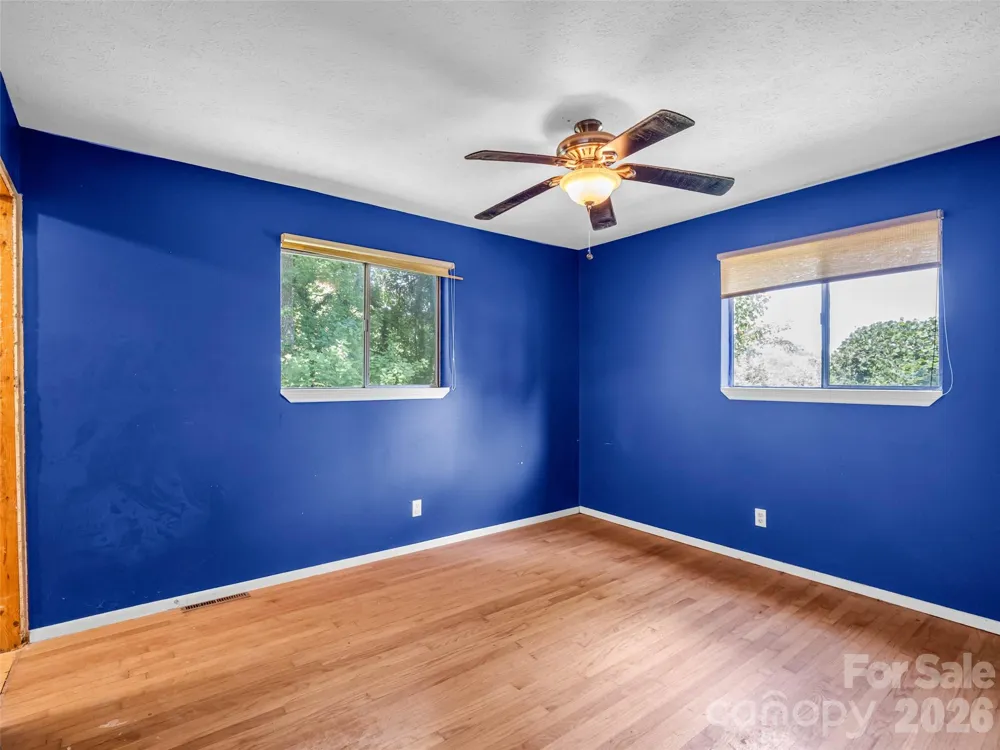 1317 Hyman Avenue Hendersonville, NC 28792