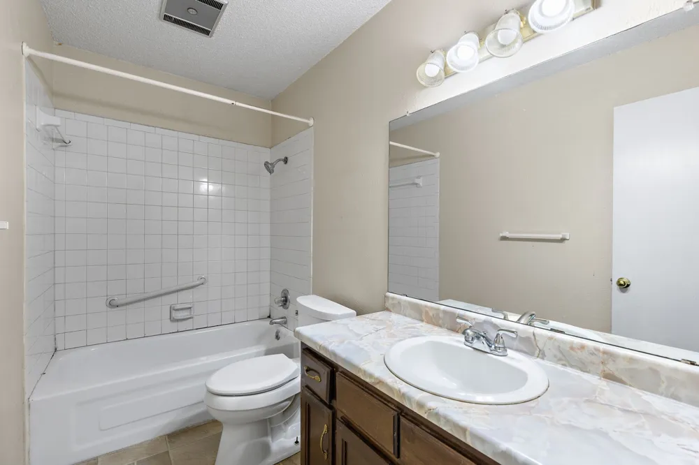 5 Village Glen Wichita Falls, TX 76302