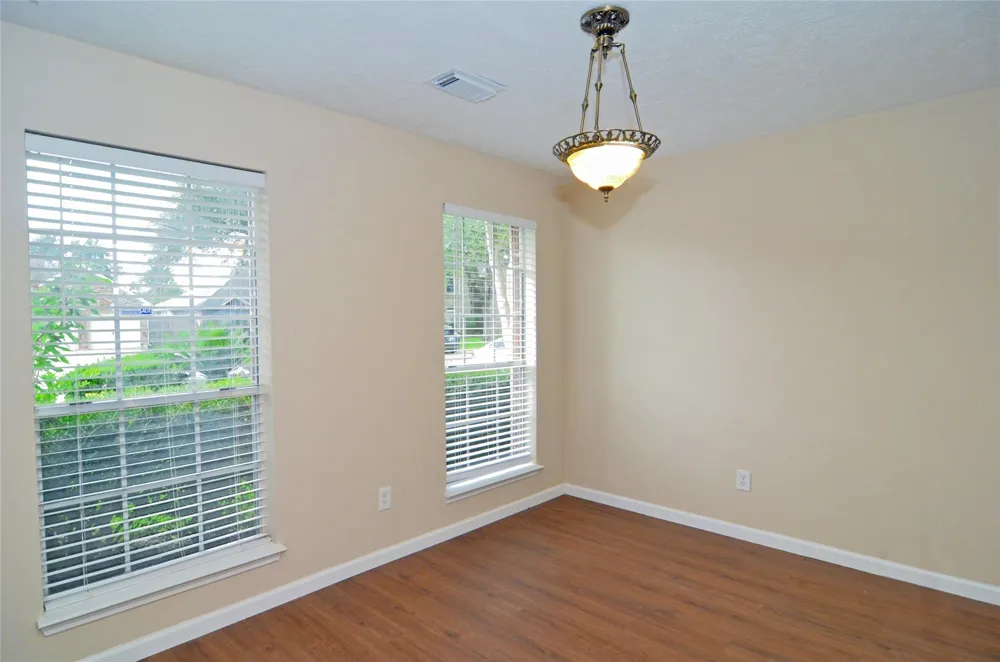 16915 Lighthouse View Drive Friendswood, TX 77546