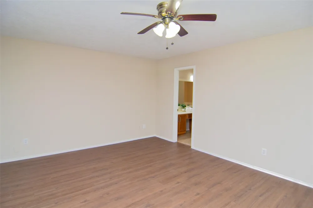 16915 Lighthouse View Drive Friendswood, TX 77546