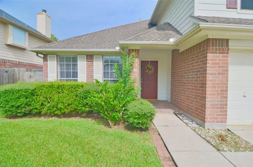 16915 Lighthouse View Drive Friendswood, TX 77546