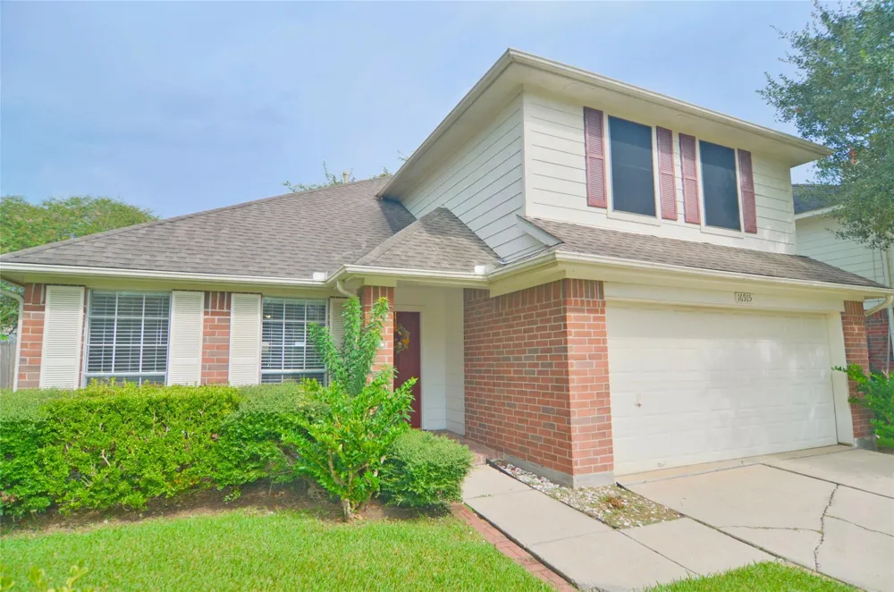 16915 Lighthouse View Drive Friendswood, TX 77546