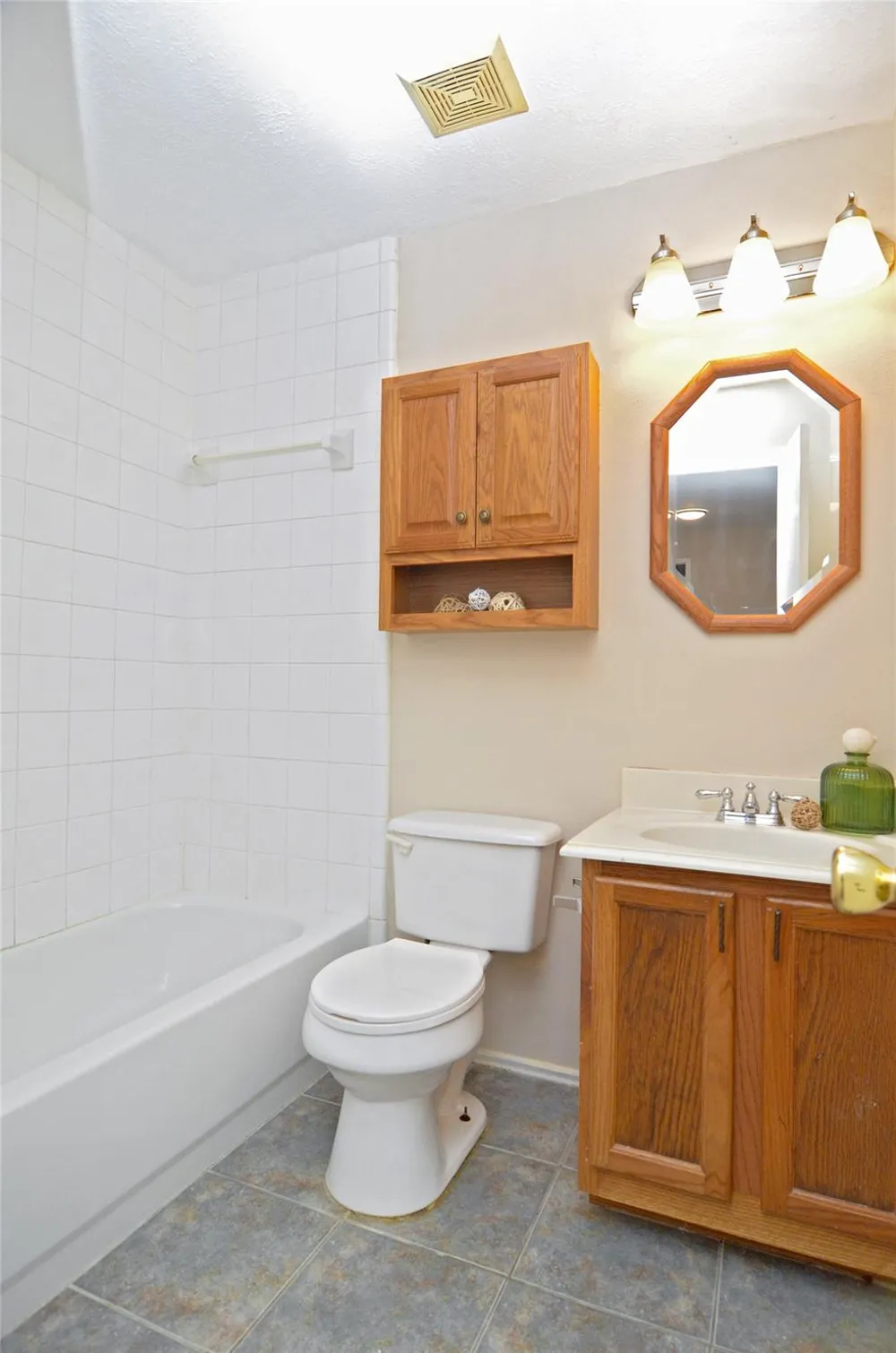 16915 Lighthouse View Drive Friendswood, TX 77546
