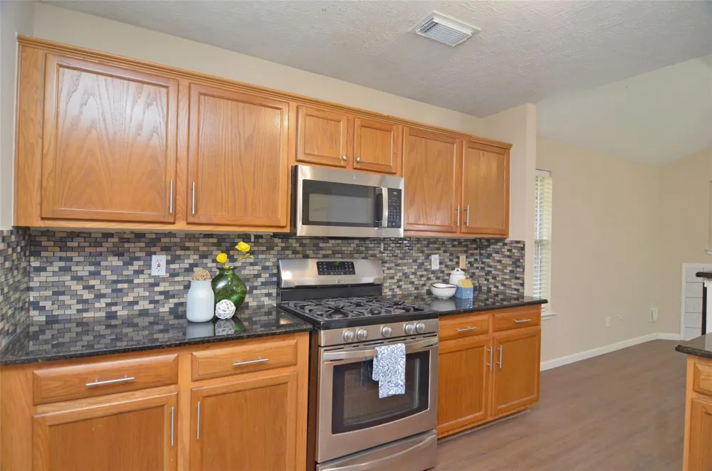 16915 Lighthouse View Drive Friendswood, TX 77546