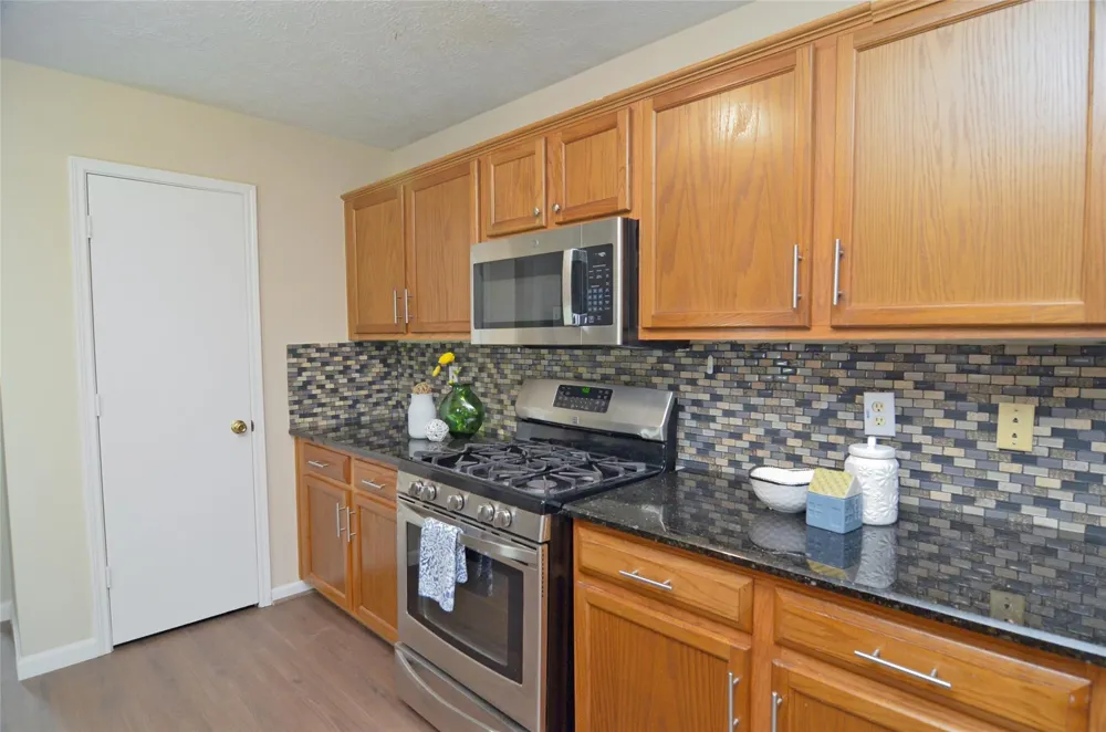 16915 Lighthouse View Drive Friendswood, TX 77546