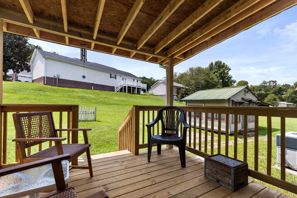 153 Claire Street Benton, TN 37307