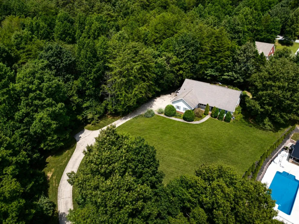 36 Glendale Court Trenton, GA 30752