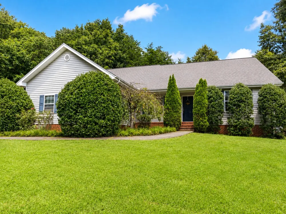 36 Glendale Court Trenton, GA 30752