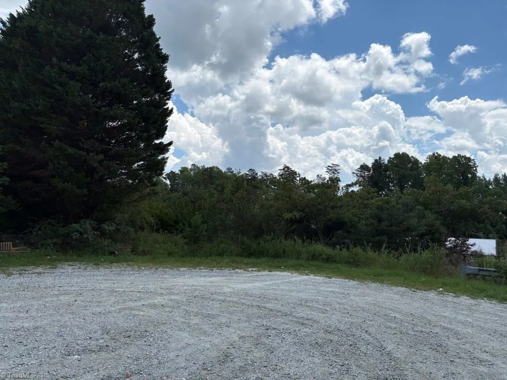 3518 Oneida Road Greensboro, NC 27410