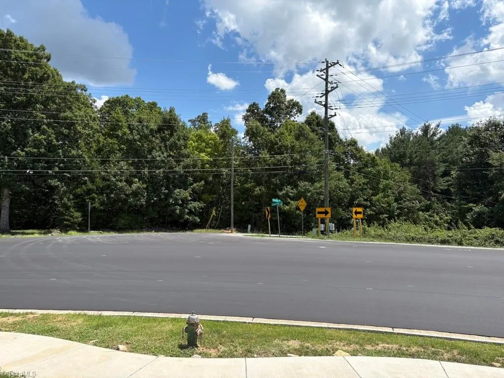 3518 Oneida Road Greensboro, NC 27410