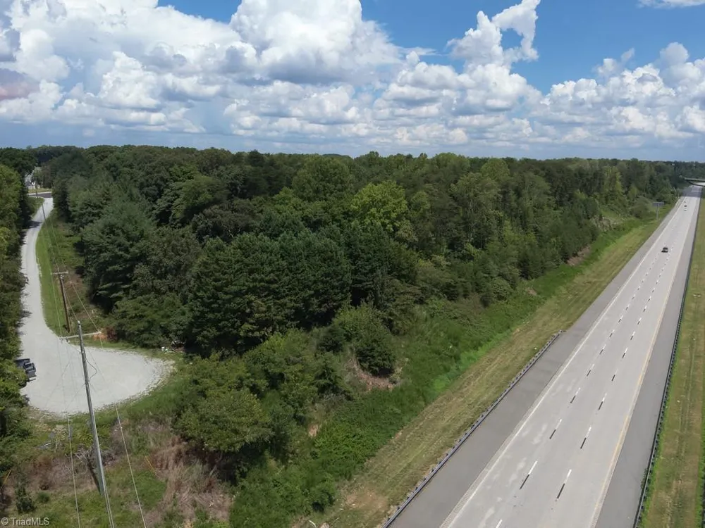 3518 Oneida Road Greensboro, NC 27410