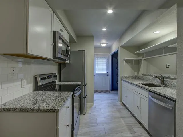 6371 S 80th East Avenue #6D Tulsa, OK 74133