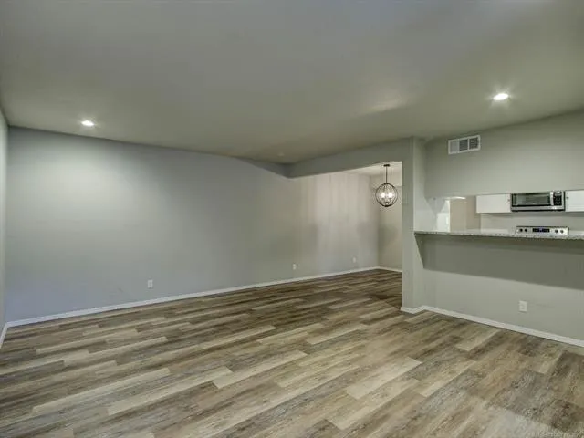 6371 S 80th East Avenue #6D Tulsa, OK 74133