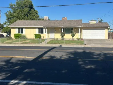 3684 Millbrook