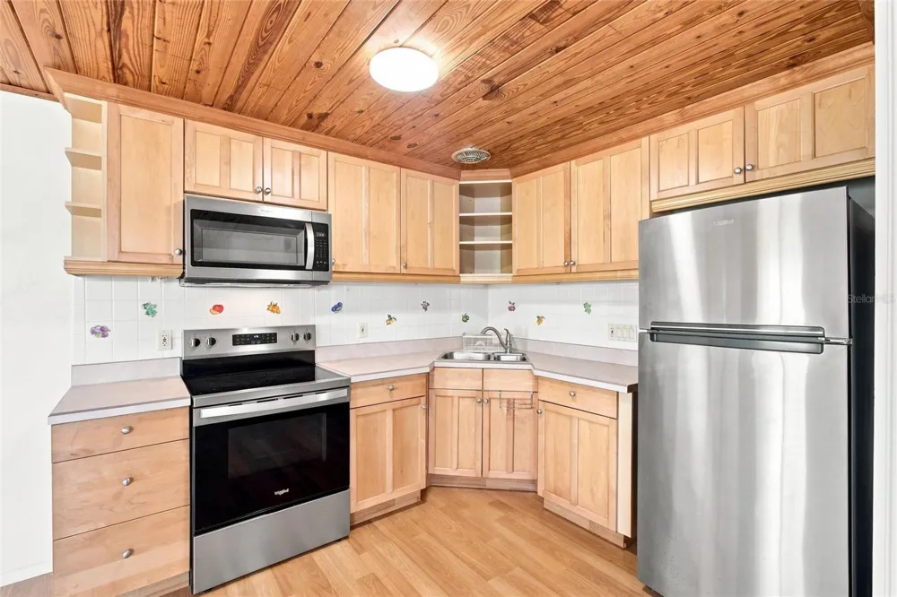 455 62ND STREET Holmes Beach, FL 34217