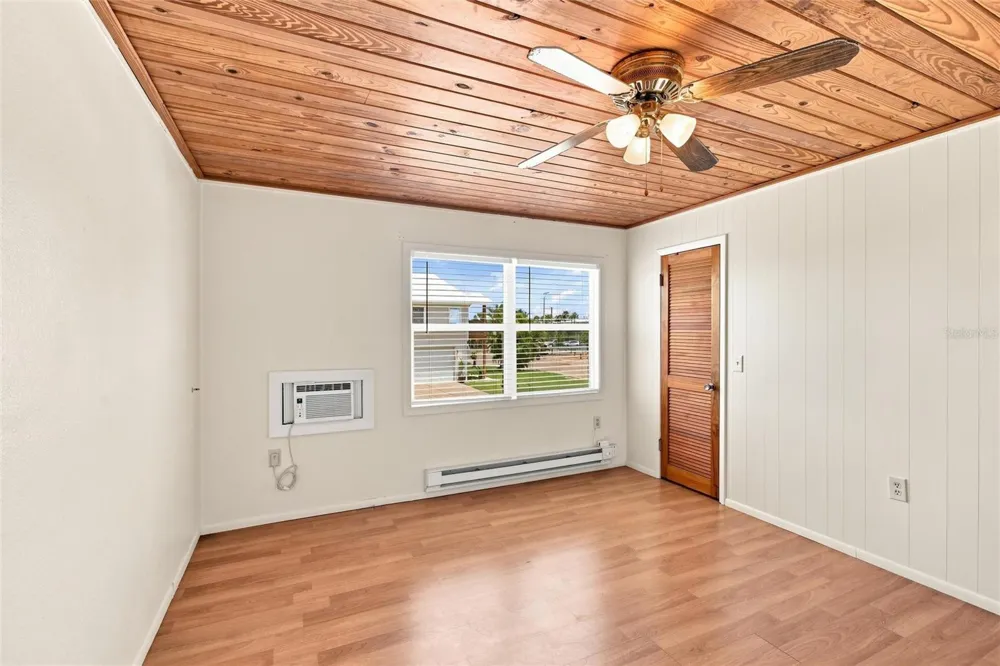 455 62ND STREET Holmes Beach, FL 34217