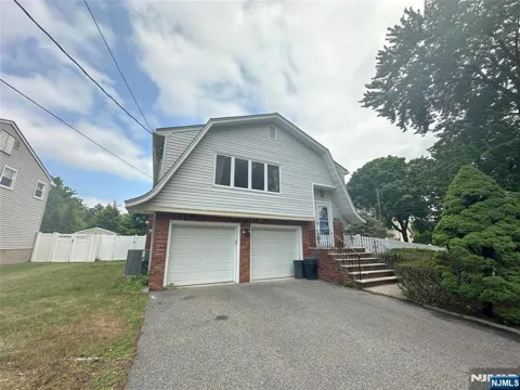217 Rockland Avenue