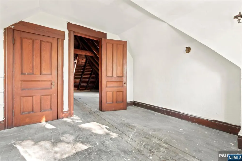888 Lake Street Newark, NJ 07104