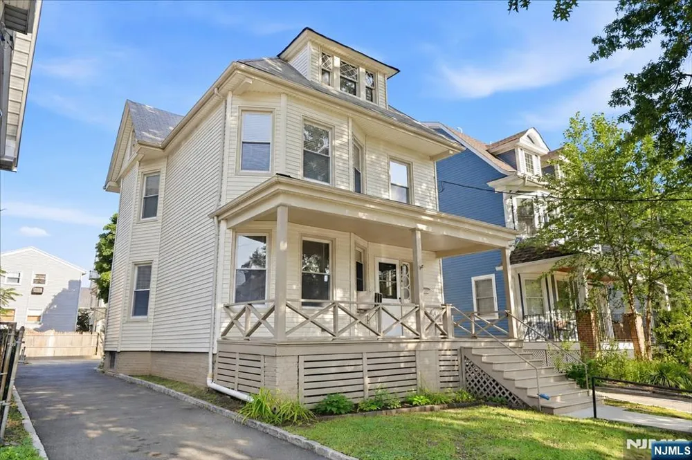 888 Lake Street Newark, NJ 07104