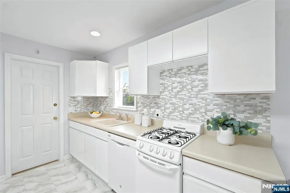 888 Lake Street Newark, NJ 07104