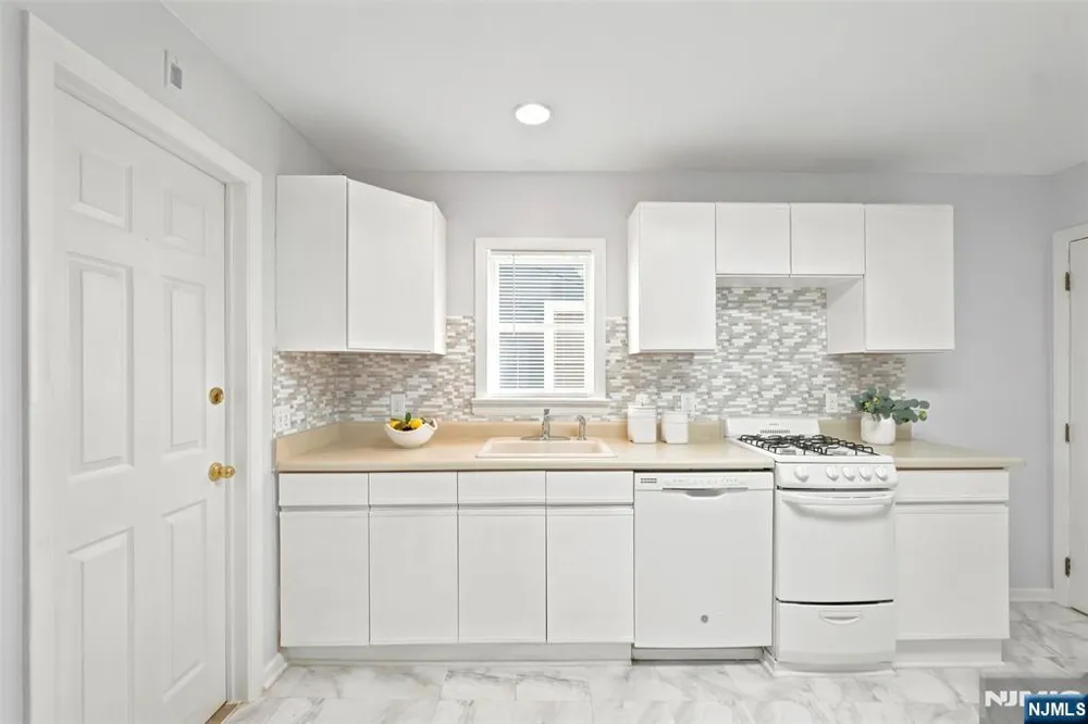 888 Lake Street Newark, NJ 07104