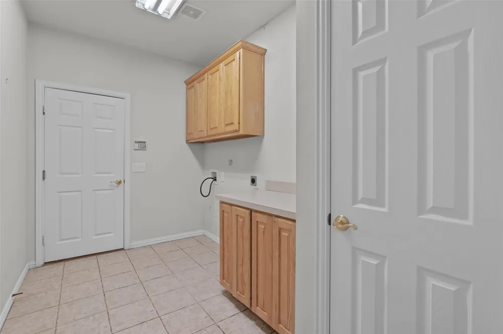 1709 Villa Court Corinth, TX 76210