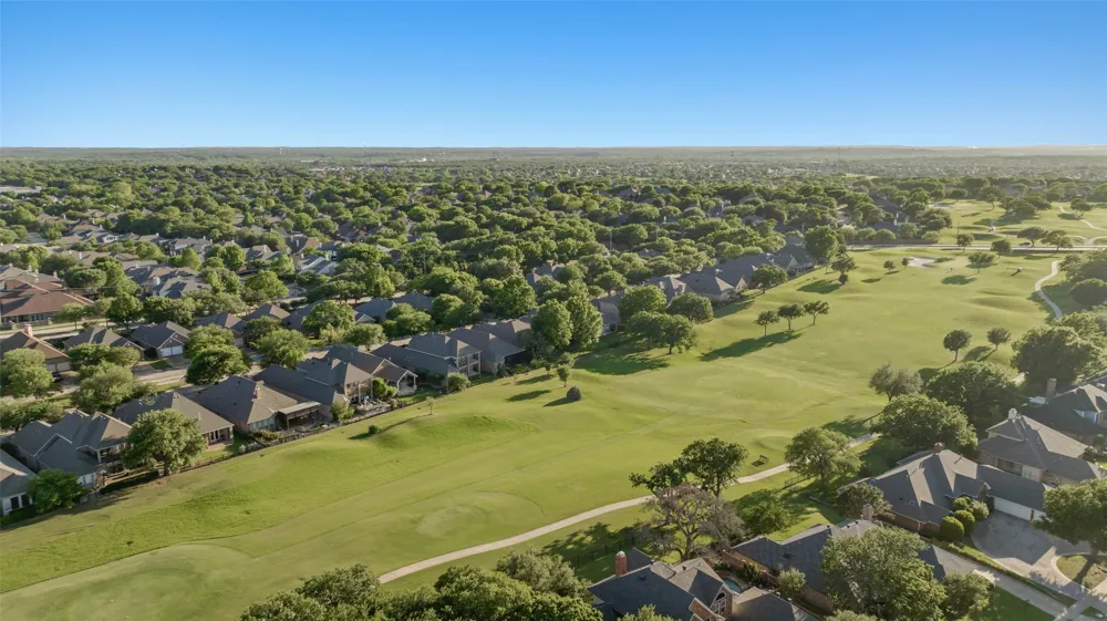 1709 Villa Court Corinth, TX 76210