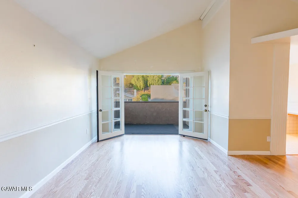 23132 Posada Drive Santa Clarita, CA 91354