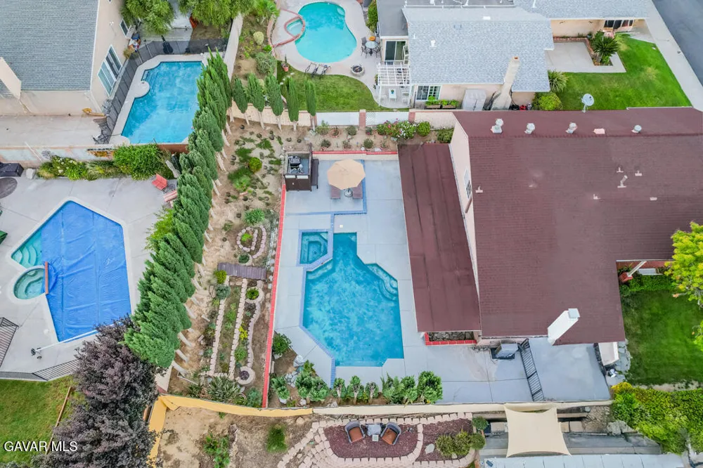 23132 Posada Drive Santa Clarita, CA 91354