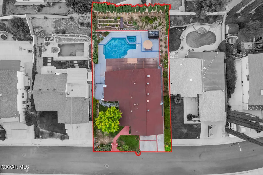 23132 Posada Drive Santa Clarita, CA 91354
